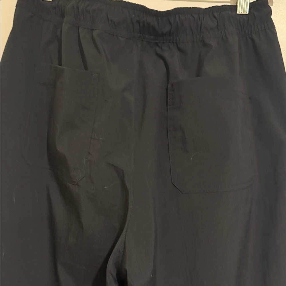 Athleta Mid Rise Crop Poplin Black Wide-Leg Pant - Med Tall - Picture 4 of 7